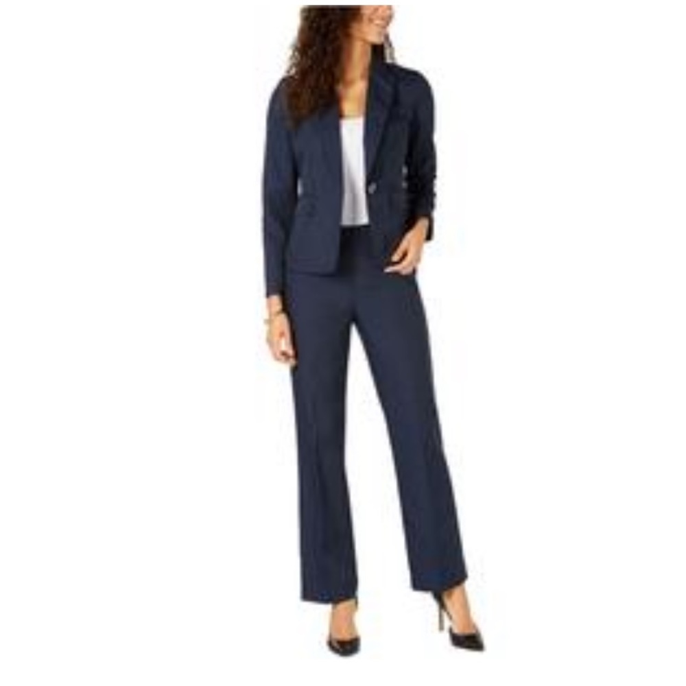 Brand New Le Suit Navy/Ivory 2PC Suit